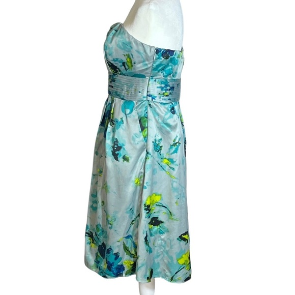 The Limited Strapless Floral Satin Boning Pleated Lined Dress, Size 8 - Picture 2 of 11